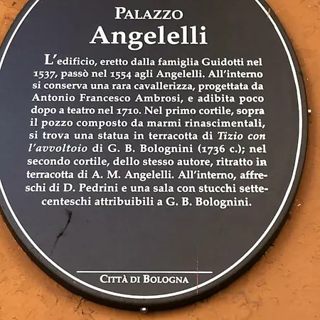Апартаменты Andrea Luxury Strada Maggiore Studio 1